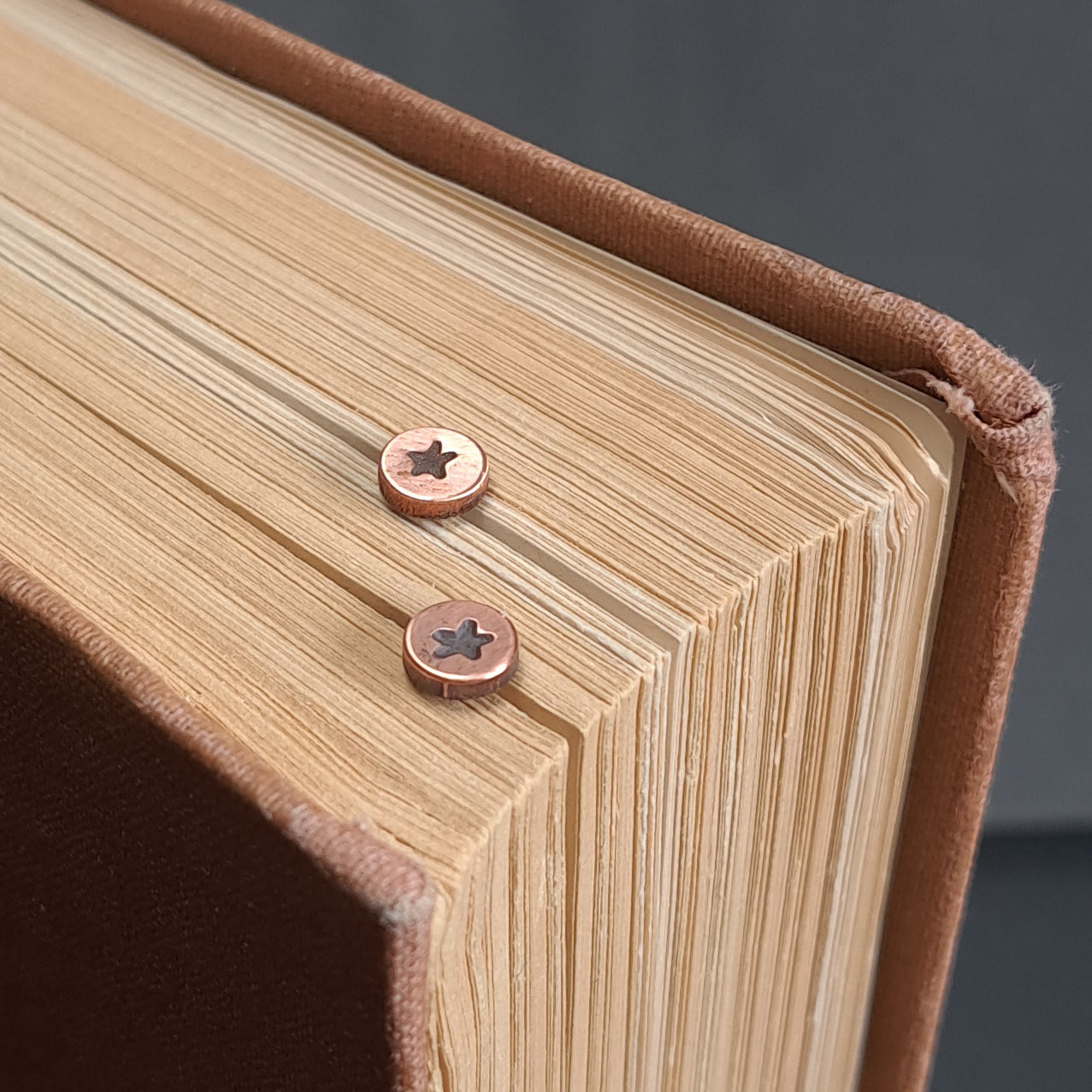 Star-Stamped Copper Circle Stud Earrings — 925 Sterling Silver Posts