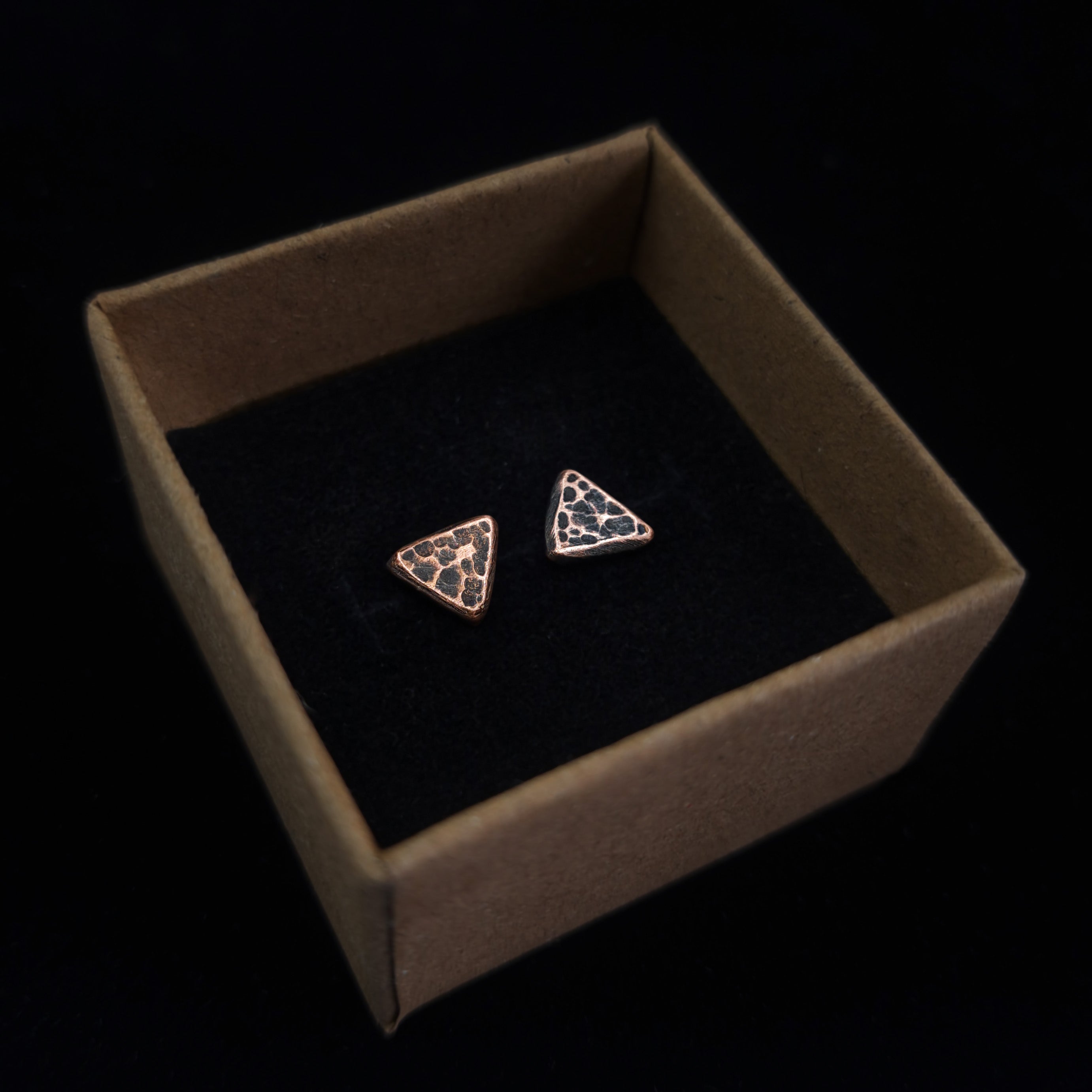 Hammered Copper Triangle Stud Earrings — 925 Sterling Silver Posts