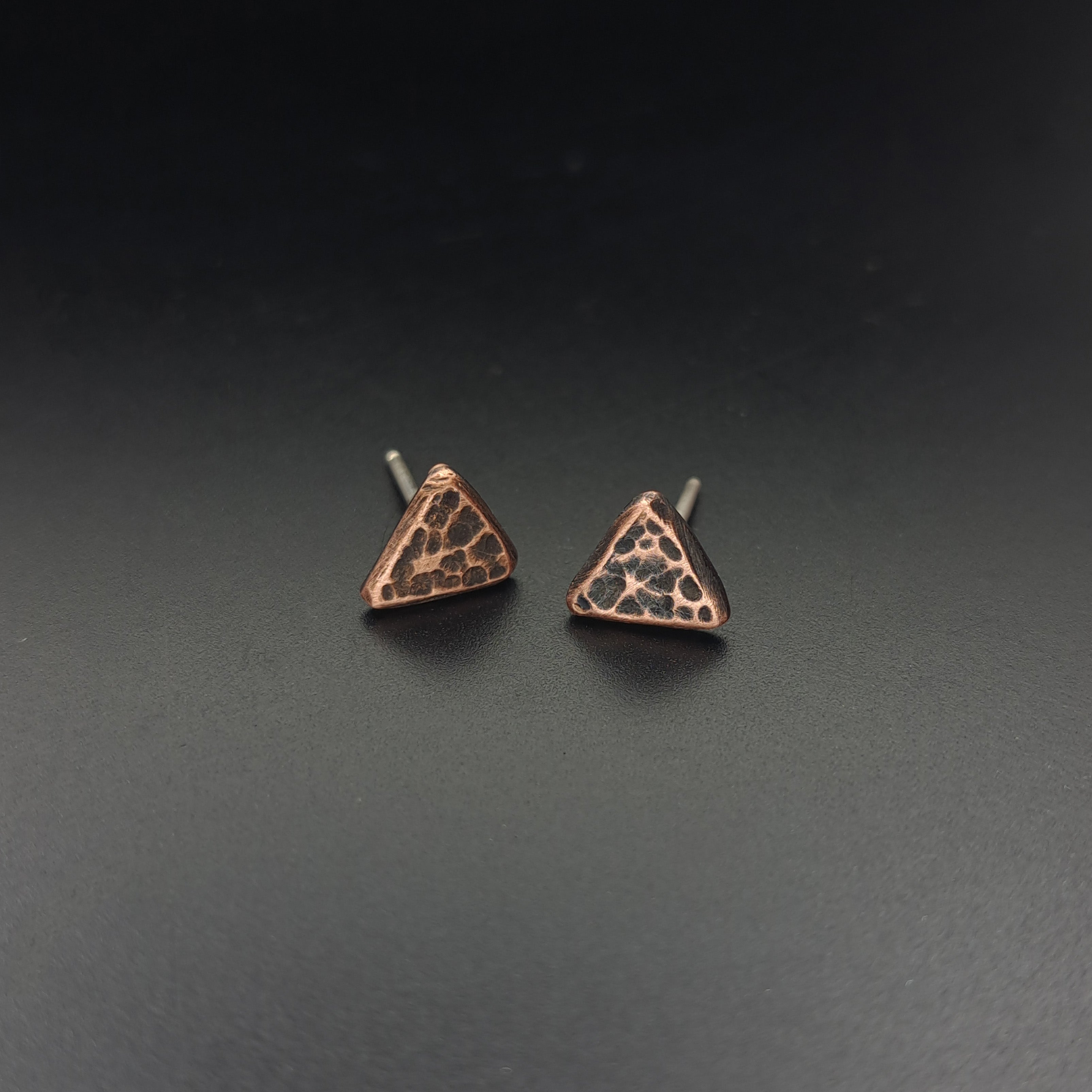 Hammered Copper Triangle Stud Earrings — 925 Sterling Silver Posts